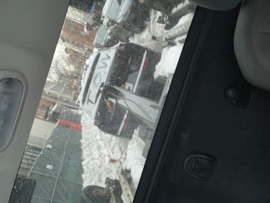 snow-towing-service-towing-in-brooklyn-jump-start